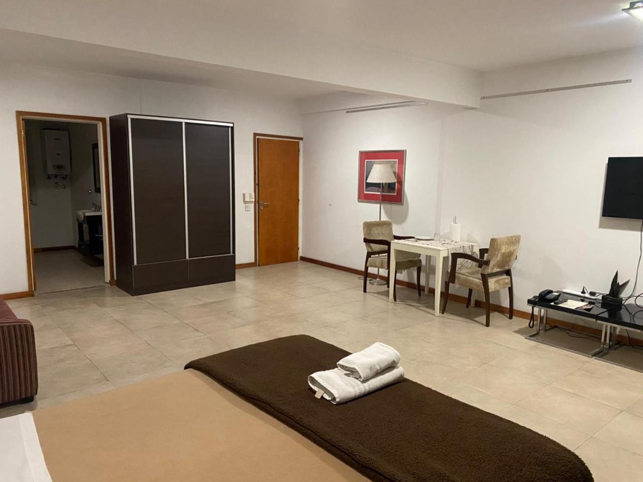 De Los Arroyos Apart Hotel San Nicolás de los Arroyos Exteriör bild
